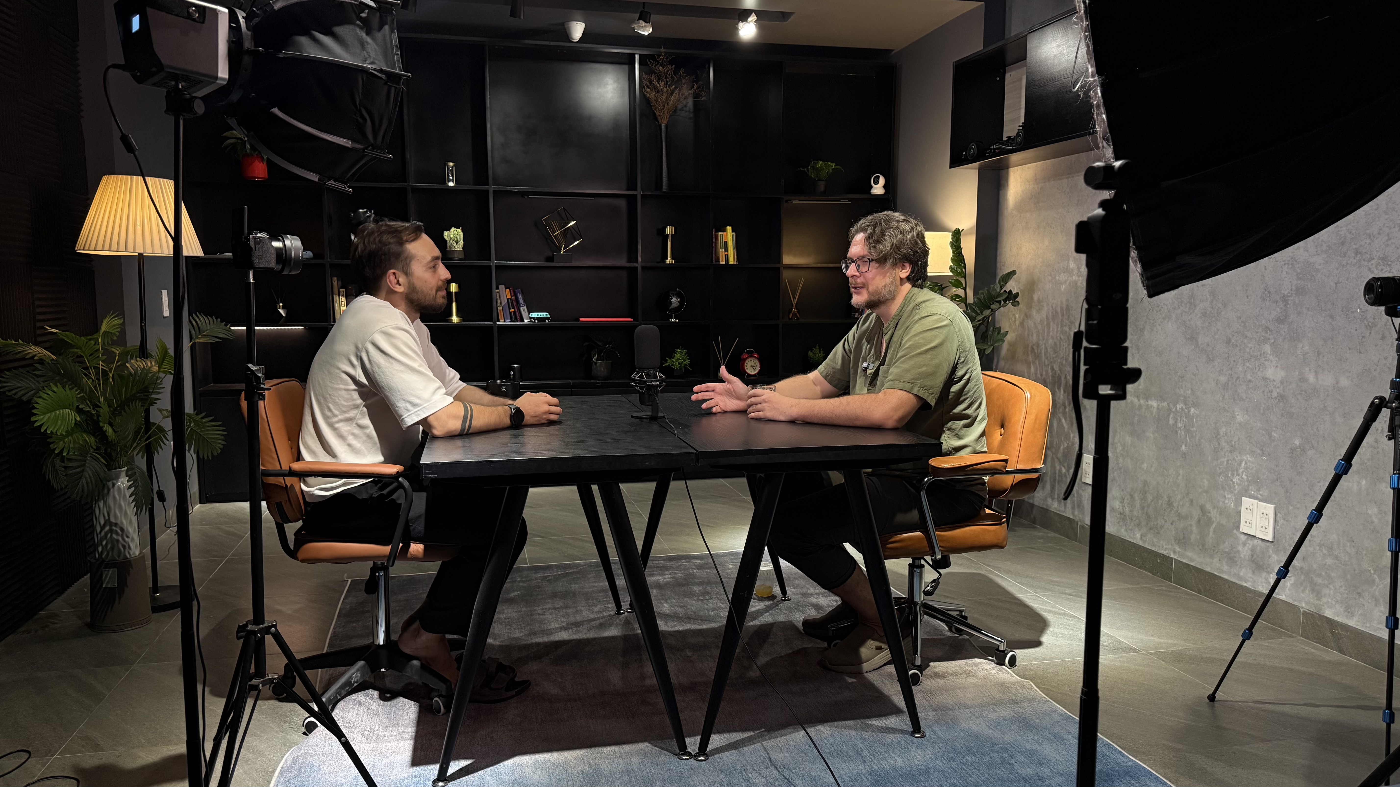 Запись подкаста в ThisStudio, Нячанг
